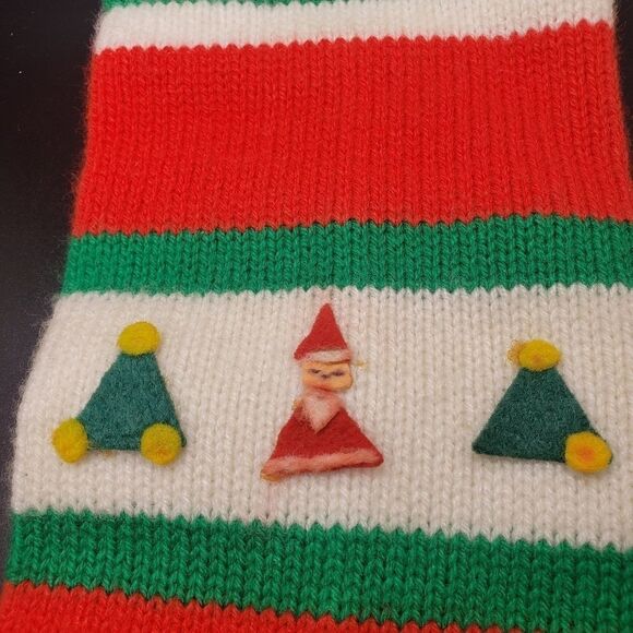 Vintage hand knit Christmas stocking - Picture 5 of 8
